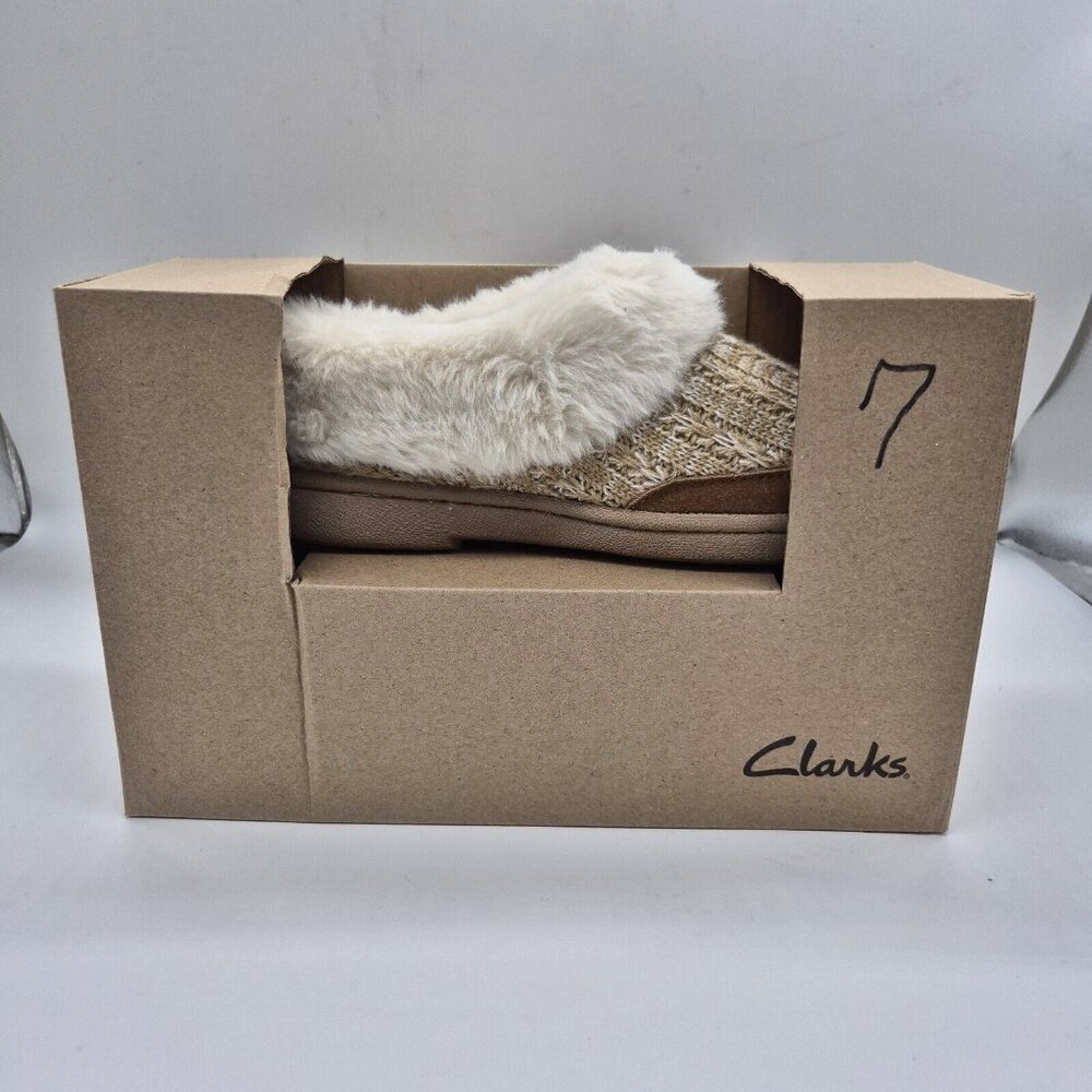 Clarks Women's slippers Size 7 M Beige Tan Knitted Faux Fur Collar Lined Clog - Picture 8 of 11